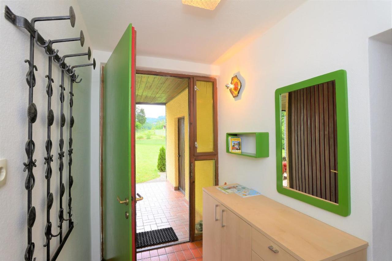 Ferienhaus Am Traunsee Mit Bergsicht トラウンキルヒェン エクステリア 写真