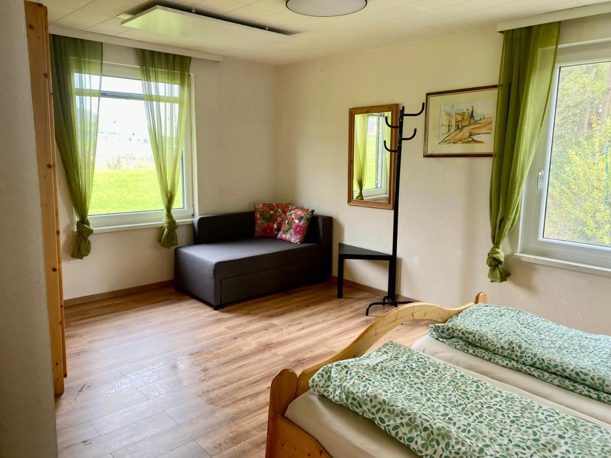 Ferienhaus Am Traunsee Mit Bergsicht トラウンキルヒェン エクステリア 写真